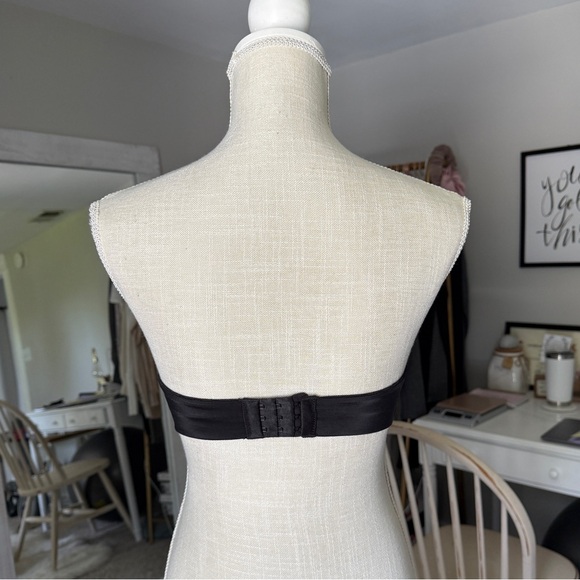 • Victoria's Secret • Very Sexy Bombshell Add-2-Cups Push-Up Strapless Bra - Picture 9 of 15